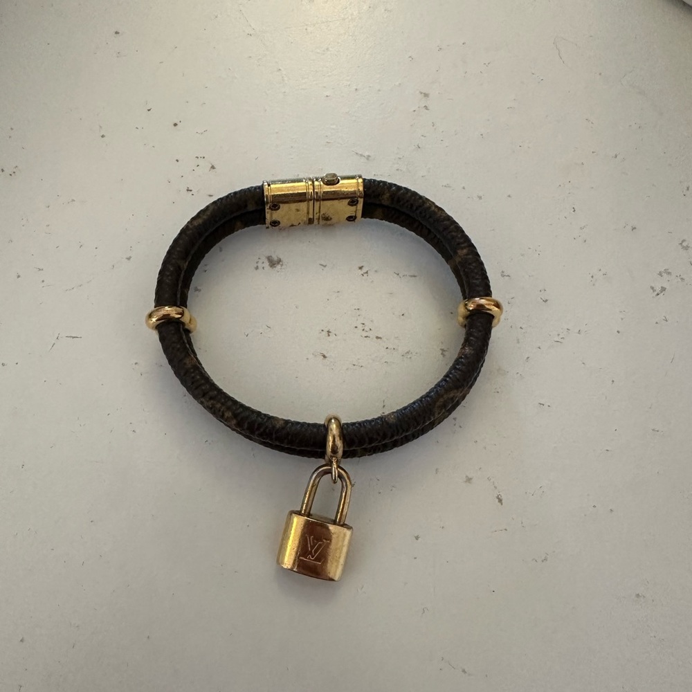 LV Keep It Twice bracelet